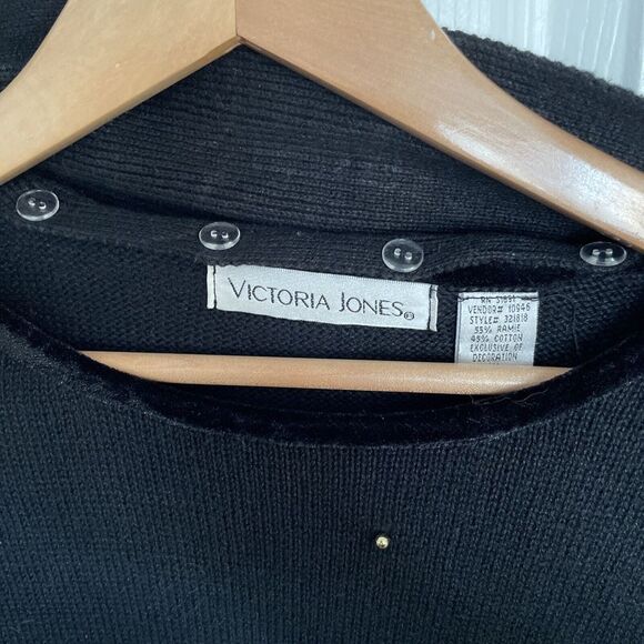 Victoria Jones Women's Christmas Black Pull Over Sweater Beaded Sequin size XL - Picture 8 of 8